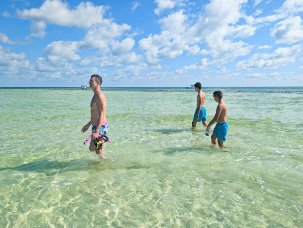 Taylor Family on Sandbar Tour with Marathon Mermaid Cruises Florida Keys 11