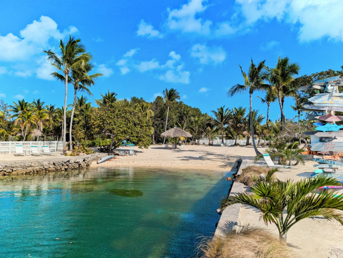 Coral Bay Resort of Islamorada: Pastel Getaway Cottages You’ll Love